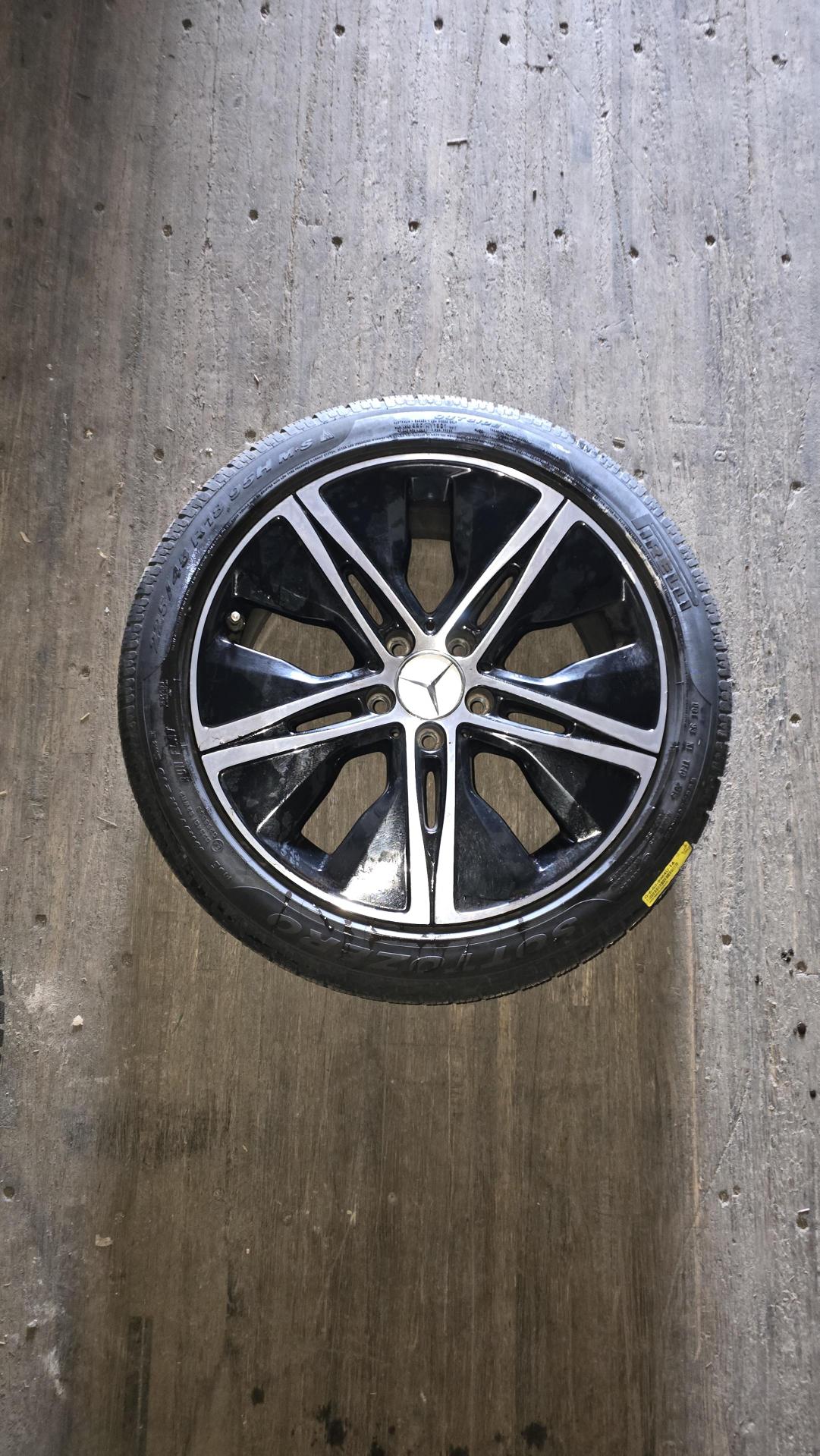 MERCEDES-BENZ CLA/A250 WINTER TIRE PACKAGE | Used