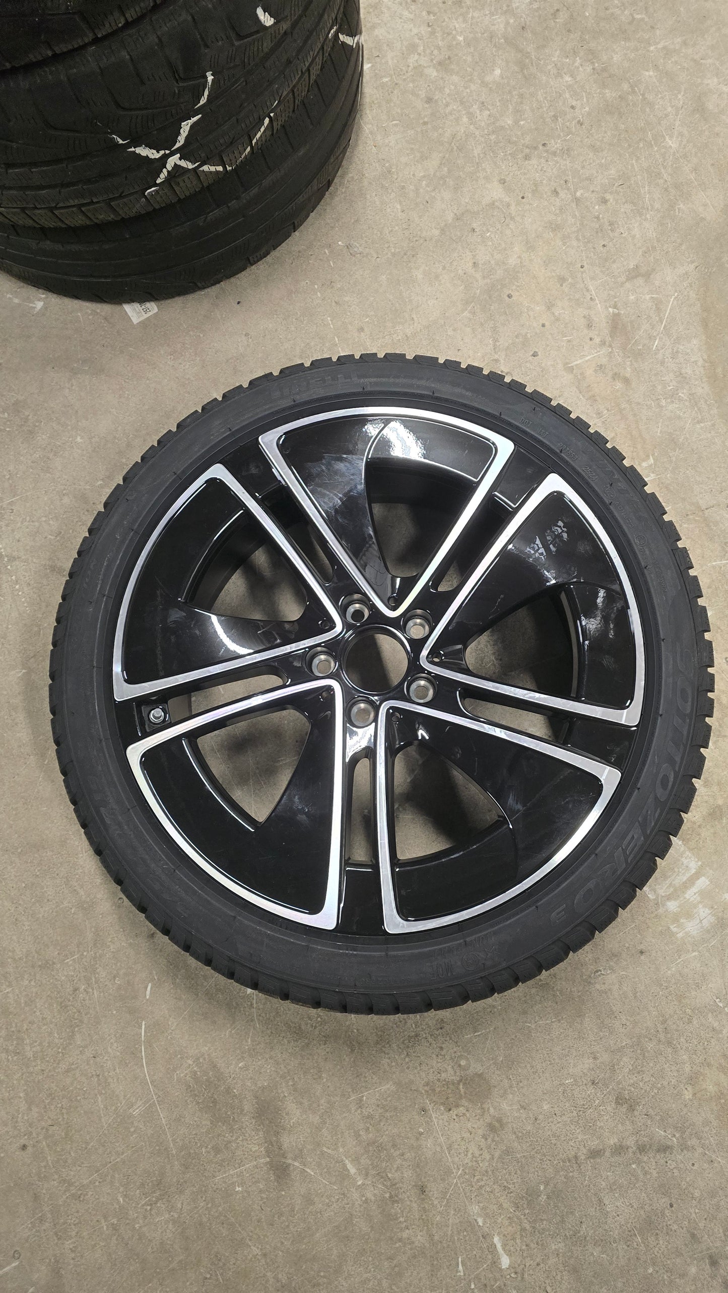 MERCEDES-BENZ CLE300 WINTER TIRE PACKAGE | New