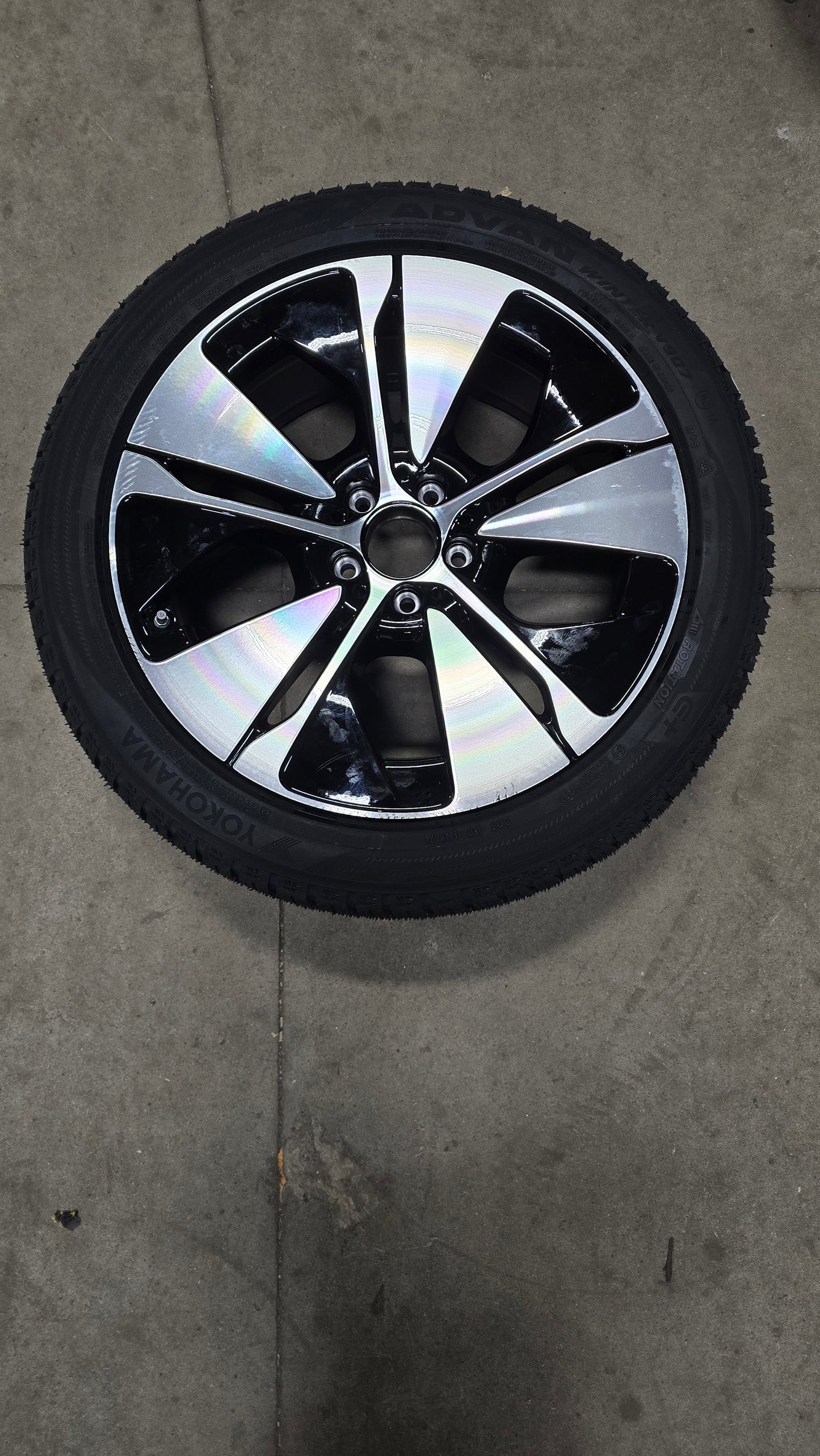 MERCEDES-BENZ E350/450  NEW WINTER TIRE PACKAGE