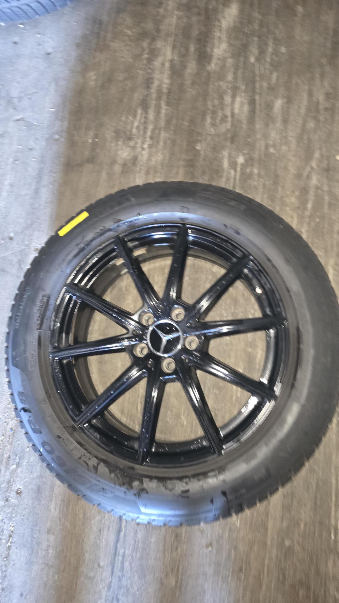 MERCEDES-BENZ GLA/GLB 250 WINTER TIRE PACKAGE | Used